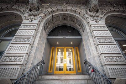 The Iconic Memphis Studio!