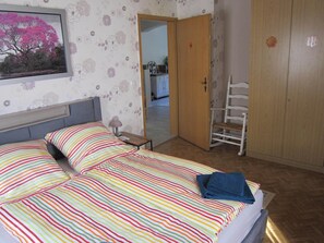 1 dormitorio, wifi gratis, ropa de cama