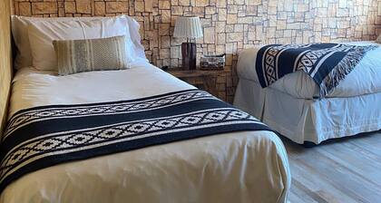Hostal Lago Cóndor