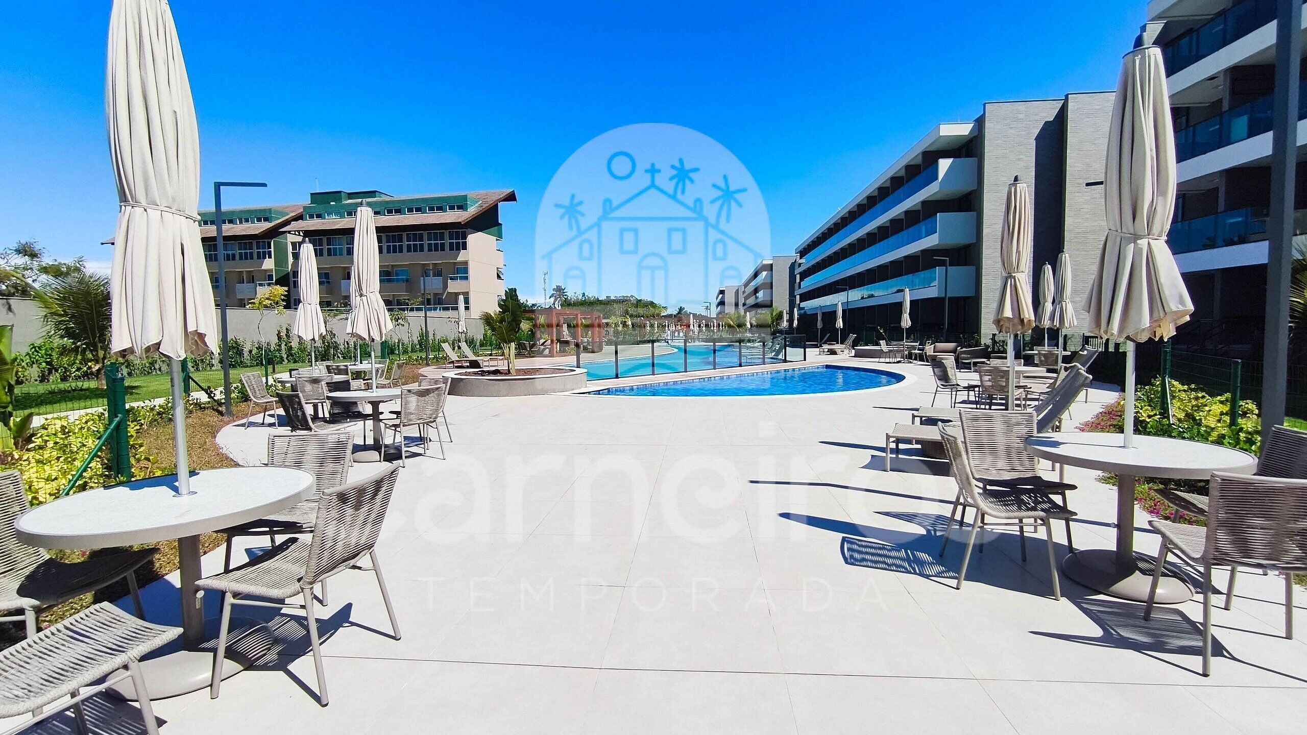 3 piscine all'aperto