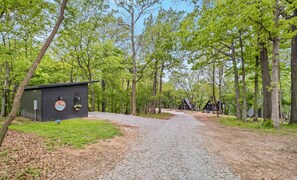 Property grounds - A Frames on Paradise Bluffs - #1 of 3 (Wyandotte)