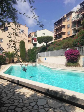 Outdoor pool - Studio 🔆 just a few meters from the beach.  Ideal for couples or solo. (Agay)