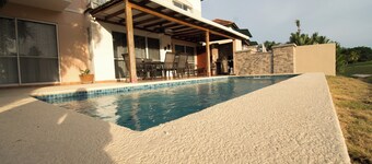 Arbolado Pool Townhouse