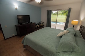 3 bedrooms, free WiFi, bed sheets - Arbolado Pool Townhouse (Rio Hato)