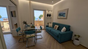 TV - Mondello D'Amare (Palermo)