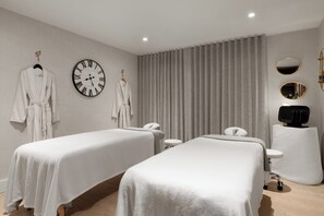 Ảnh chưa phân loại, 5 trong số 119 ảnh, nút