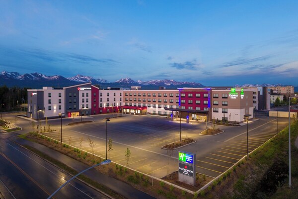 Holiday Inn Express And Suites Anchorage Midtown By Ihg - Anchorage, AK