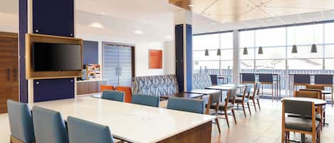 Free daily self-serve breakfast