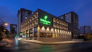 Exterior - Holiday Inn Istanbul - Beylikduzu by IHG (Istanbul)