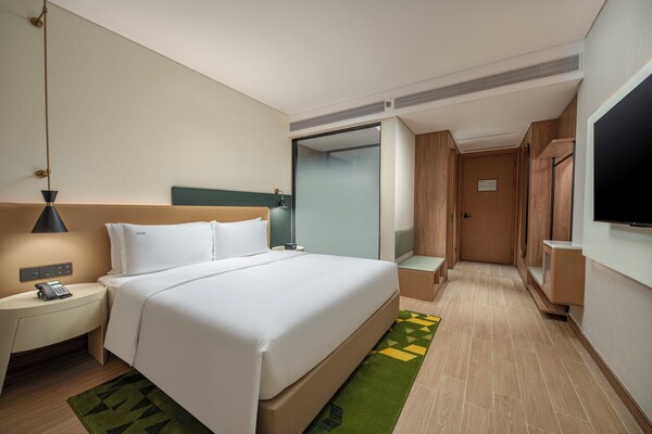 Holiday Inn Beihai Silver Beach By Ihg - Beihai