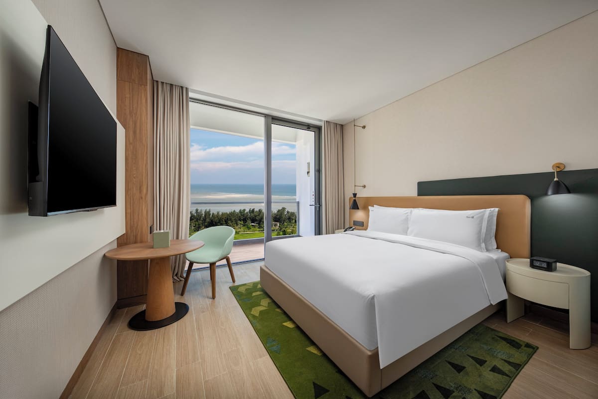 Ropa de cama de alta calidad, escritorio y cortinas blackout