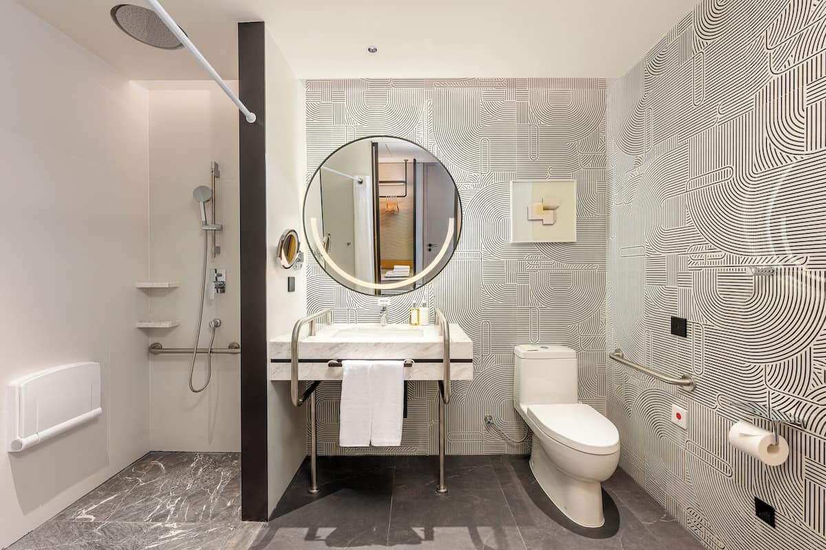 Habitación estándar, 1 cama de matrimonio grande, accesible para personas con discapacidad