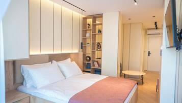 Deluxe Apartment, Balcony, City View | Blackout drapes, free WiFi