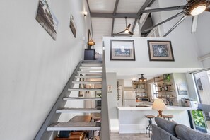 Condo, 2 Queen Beds (Kailua Bay Resort#2-306) | Interior