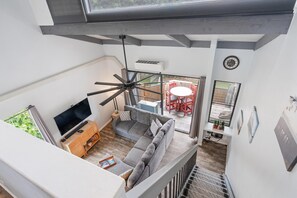 콘도, 퀸사이즈침대 2개 (Kailua Bay Resort#2-306) | 거실 공간