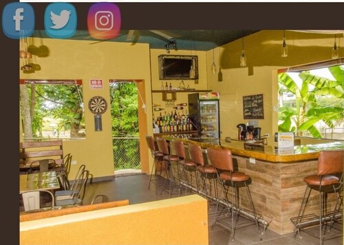 Palm Bay Guest House & Rest