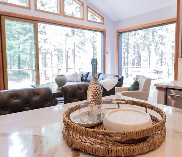 Interior - Direct trail access, hot tub, Reno/Tahoe forest, luxury mountain home (Reno)