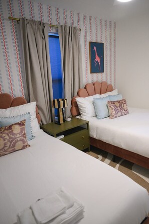 4 bedrooms, WiFi, bed sheets