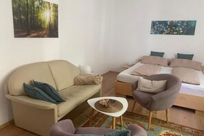 1 chambre, accès Internet, draps fournis