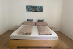 1 chambre, accès Internet, draps fournis
