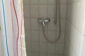 Hair dryer, bidet, towels, soap - Your retreat in the Palatinate (Ruppertsberg)