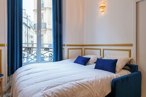 2 chambres, fer et planche à repasser, accès à Internet, literie fournie