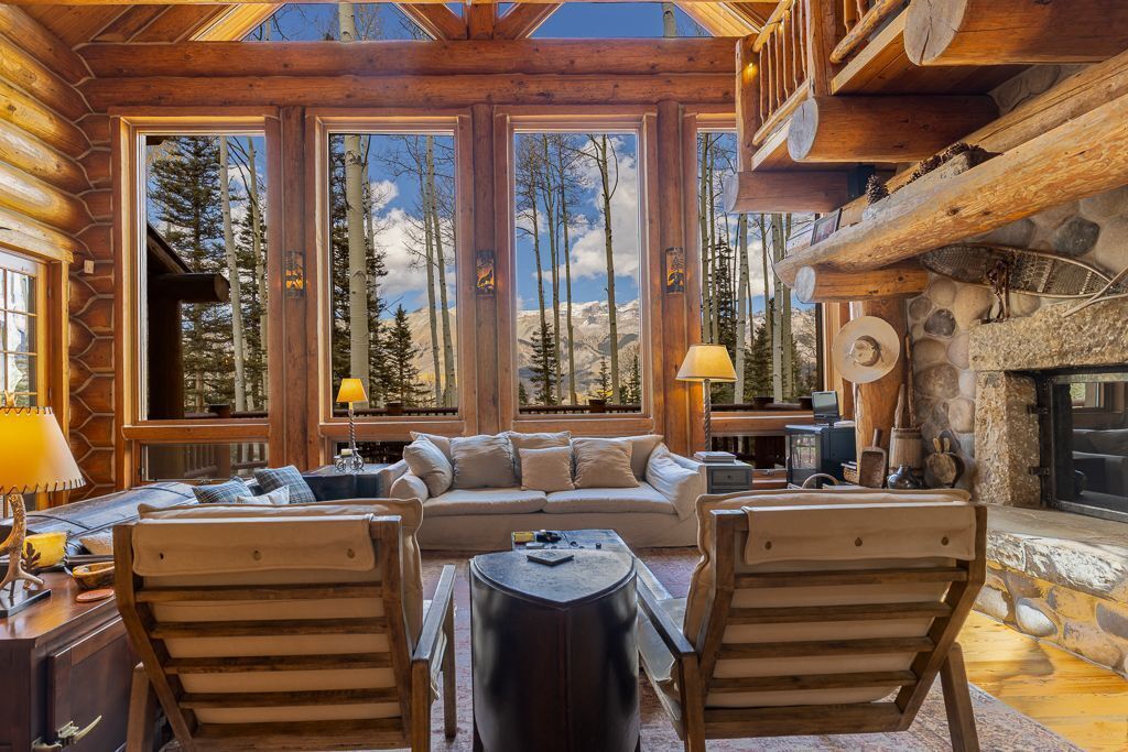 TV, fireplace, books, stereo