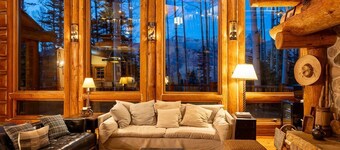 Ute Lodge in the heart of Mountain Village