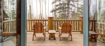 Ute Lodge in the heart of Mountain Village