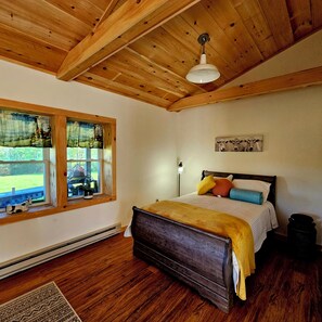 1 bedroom, bed sheets