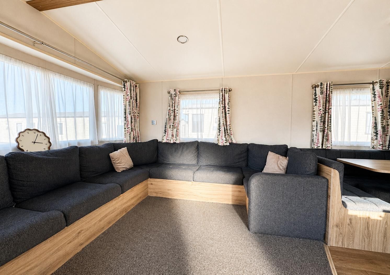 Lovely 6 Berth Caravan At Harts Holiday Park In Kent Ref 74072b - Kent