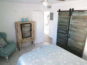1 chambre, coffres-forts dans les chambres, bureau