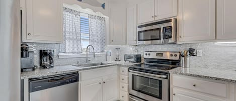 MikrovÄgsugn, ugn, spishÀll och diskmaskin