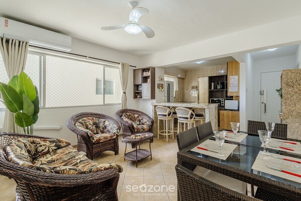 Eenvoudig appartement | Dineren