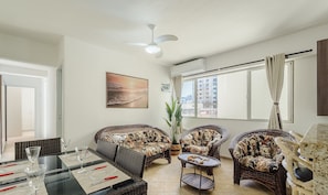 Perushuoneisto | Ruokailu