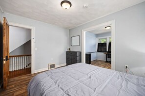 1 chambre, bureau, fer et planche à repasser, Wi-Fi gratuit