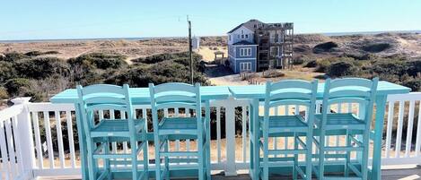 تناول الطعام بالخارج