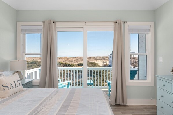 5 bedrooms, iron/ironing board, travel cot, free WiFi