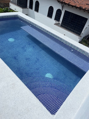 Udendørs pool, opvarmet pool