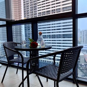 Dining - Enjoyable apartment with AC in charming Batumi (Batumi)