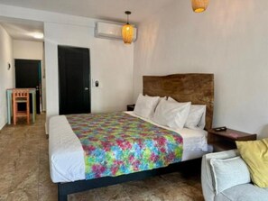 1 chambre, coffres-forts dans les chambres, fer et planche Ă repasser