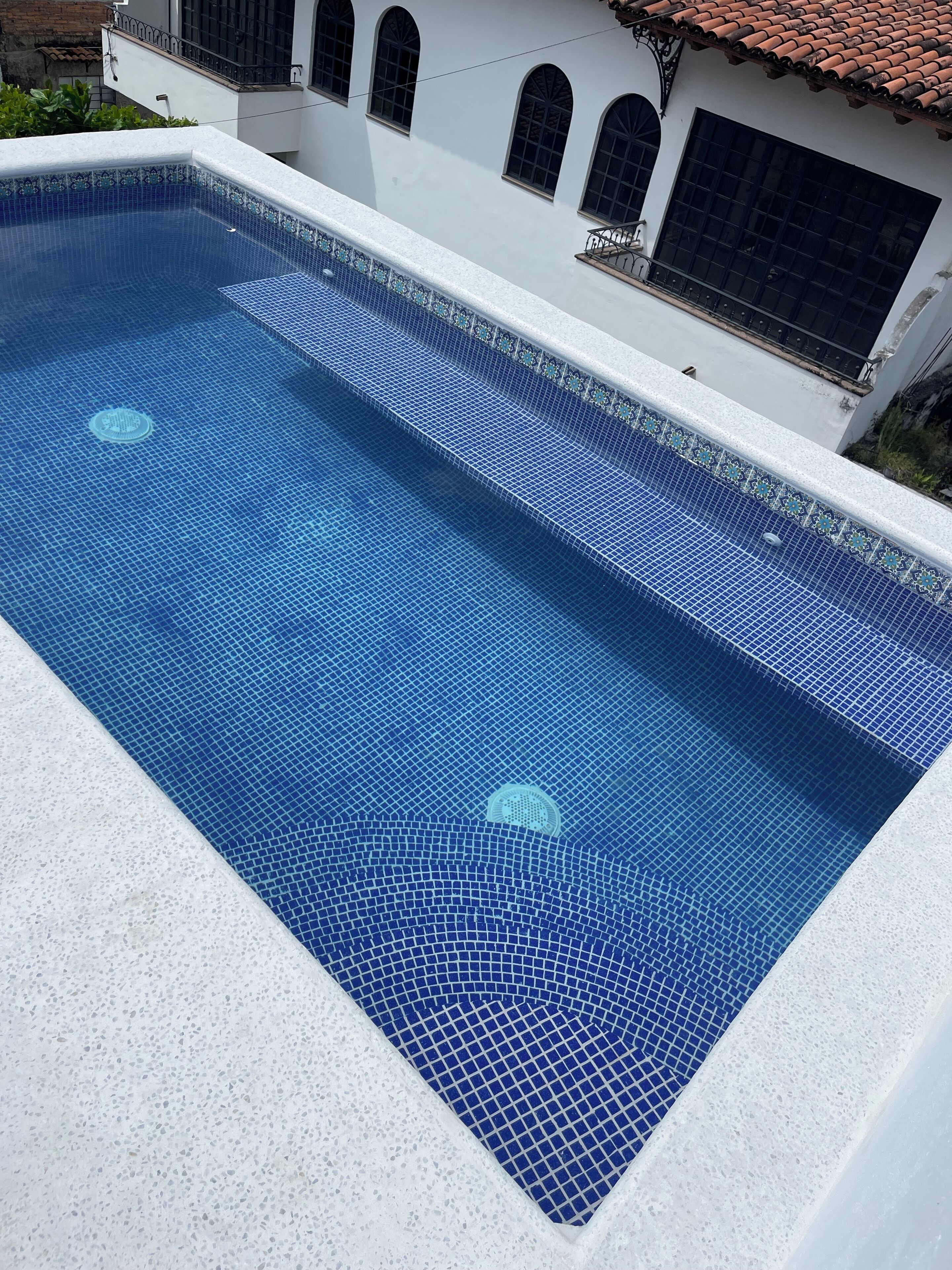 Piscine extérieure, piscine chauffée