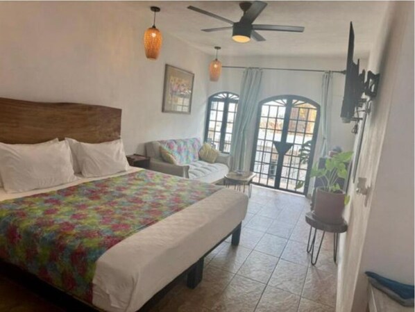 1 bedroom, in-room safe, iron/ironing board, free WiFi