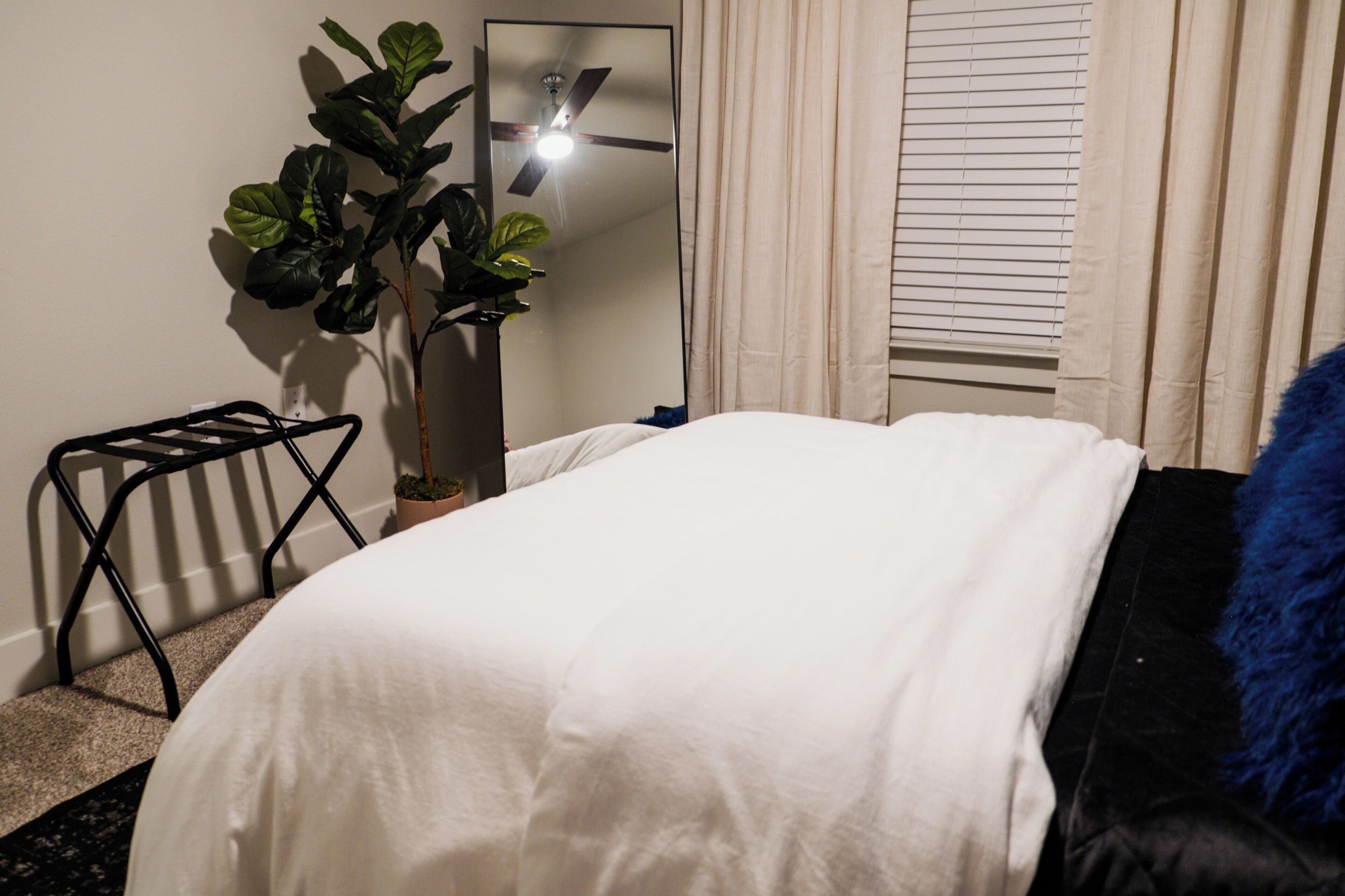 1 dormitorio y ropa de cama