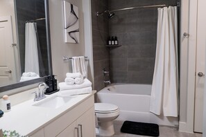 Towels, soap, shampoo, toilet paper