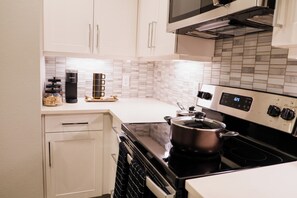 Microwave, oven, stovetop, dishwasher