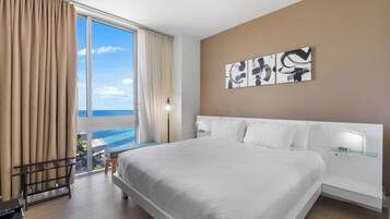 1 quarto, Wi-Fi de cortesia, roupa de cama