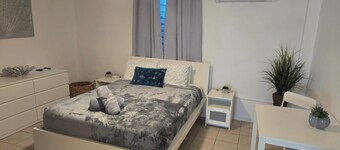 HighTide Guesthouse Apartment #7