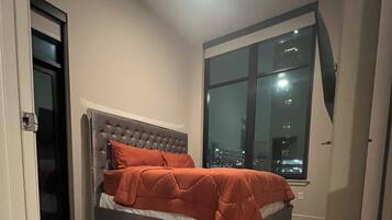 1 bedroom, iron/ironing board, WiFi