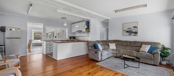 Cuttriss Coastal Nook